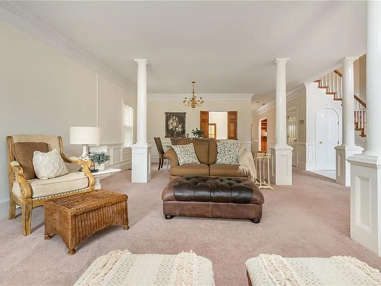 830 Cramac Dr — Photo 12