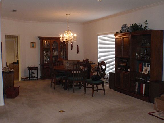 4th image of 7 Friendswood Dr