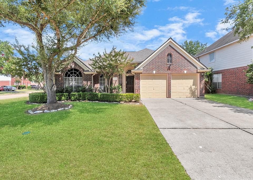 1st image of 7303 Foyer Cir