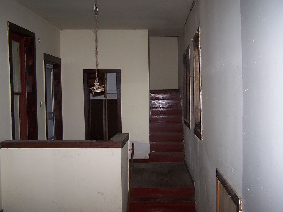2nd image of 12849 Gregory St APT 2