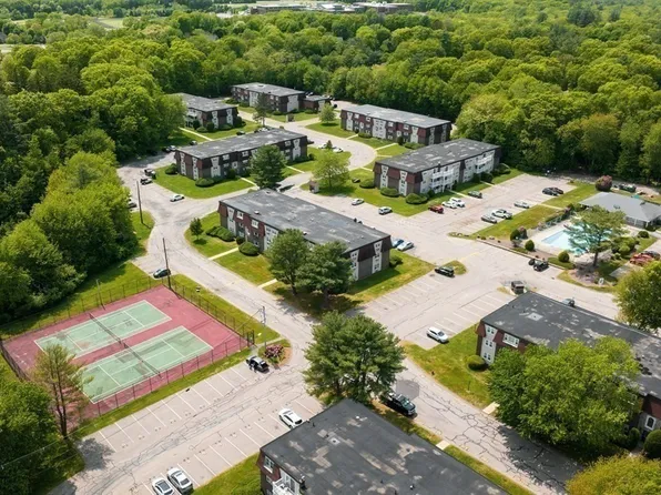 180 Main St APT 2208, Bridgewater, MA 02324