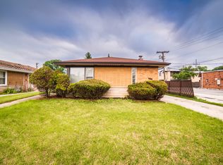 2121 Sunnyside Ave, Westchester, IL 60154
