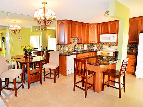 4th image of 4120 41st Way