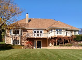 7407 W Pineberry Rdg, Franklin, WI 53132