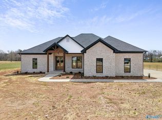 28062 Nuke Whitt Ln, Ardmore, AL 35739