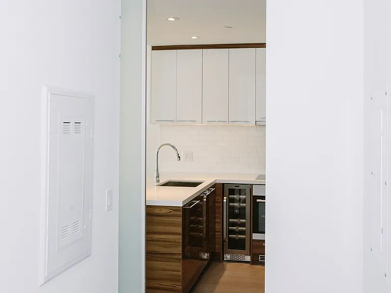 488 University Ave #2711 — Photo 7