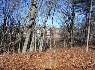 61 Deer Run Trl, Smithfield, RI 02917