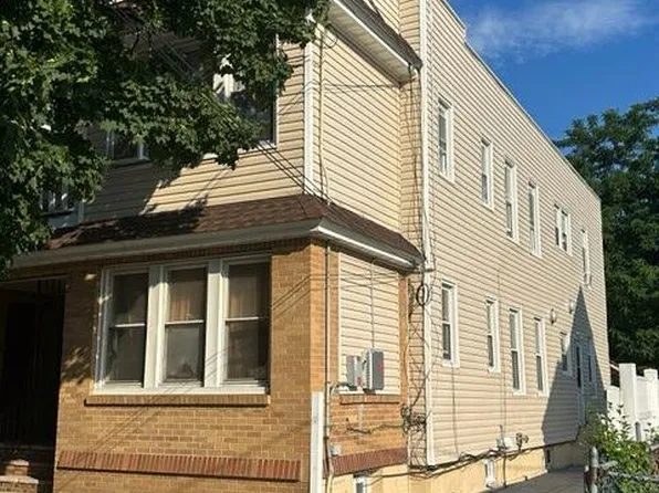 13118 95th Avenue, Richmond Hill S., NY 11419