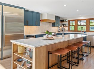 1 Easton Way, Middletown, RI 02842