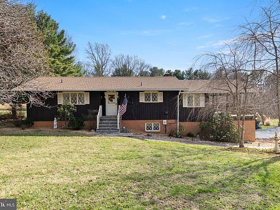 3rd image of 234 Hopewell Rd