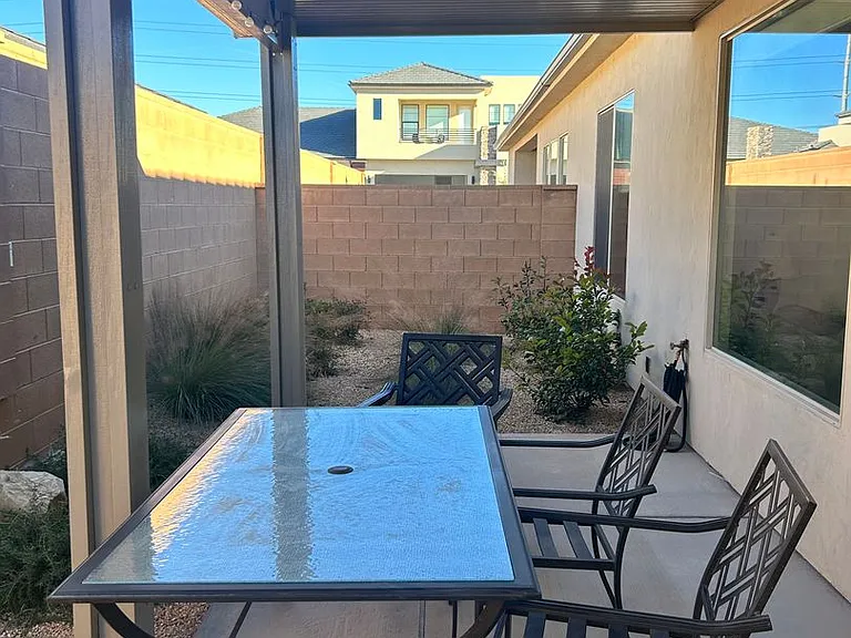 1212 W Hopewell Dr — Photo 18
