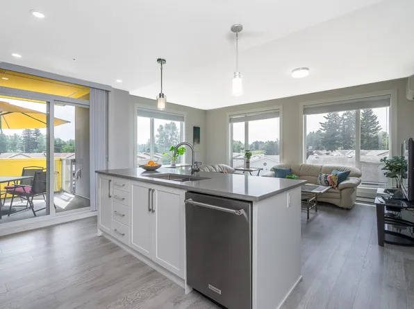 2555 Ware St #307, Abbotsford, BC V2S 0J4