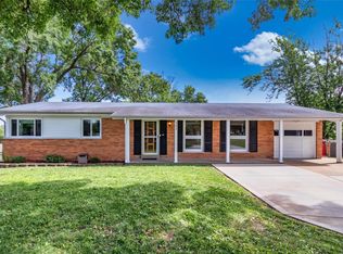 727 Hinder Dr, Saint Louis, MO