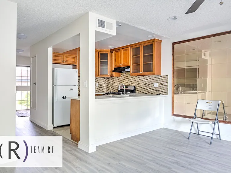 1740 Puente Ave — Photo 11