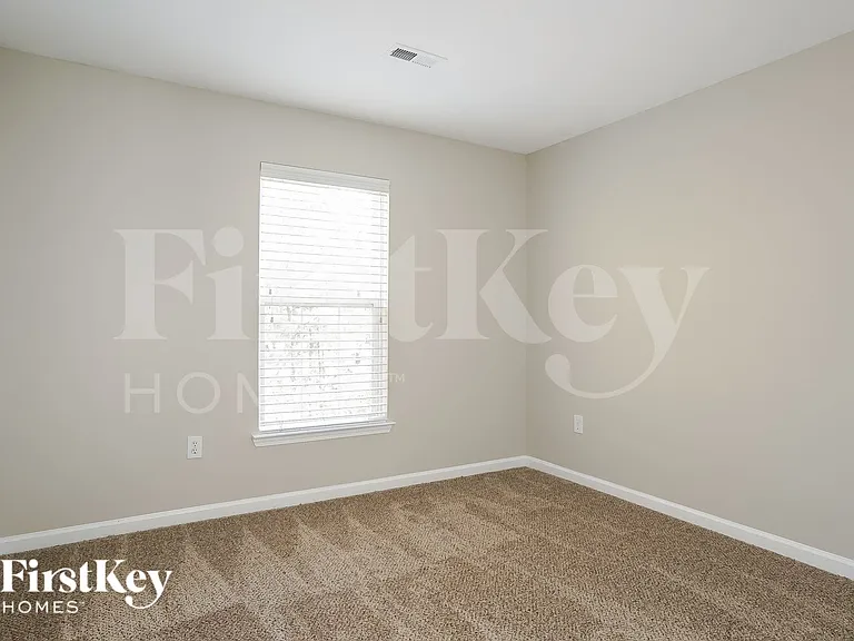4018 Maid Marion Ct — Photo 12