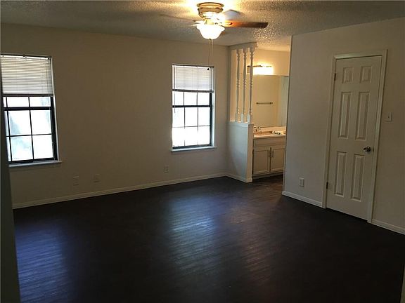 4th image of 8802 Sparkling Creek Dr