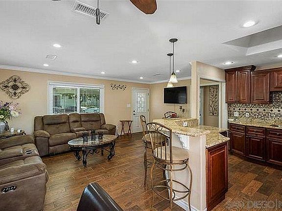 4th image of 1610 D Ave