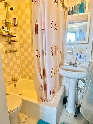 Rented by Corcoran | media 22