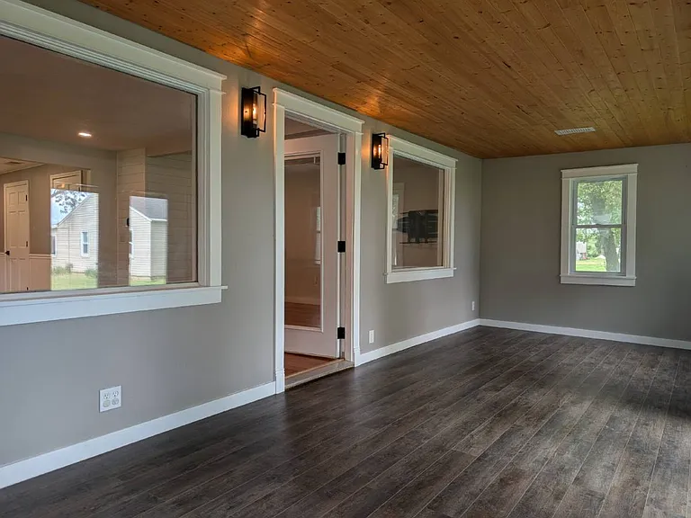 1575 Butte Des Morts Beach Rd — Photo 10