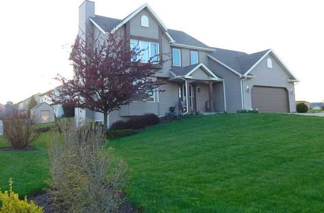 2nd image of 1062 White Oak Ct
