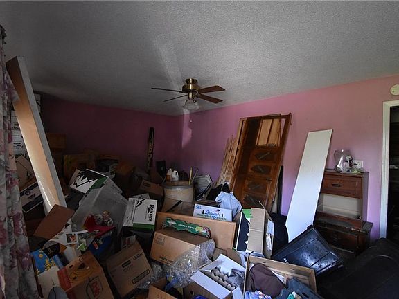 3rd image of 8308 E 107th St