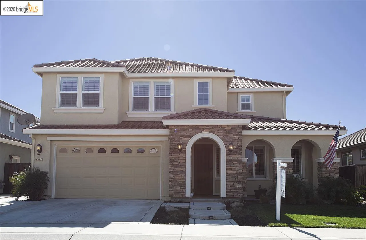 8052 Westport Cir photo 1