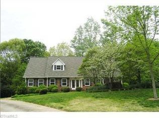 610 Ravenscar Ct, Winston Salem, NC 27104