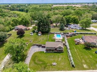 2404 116th Ave W, Milan, IL