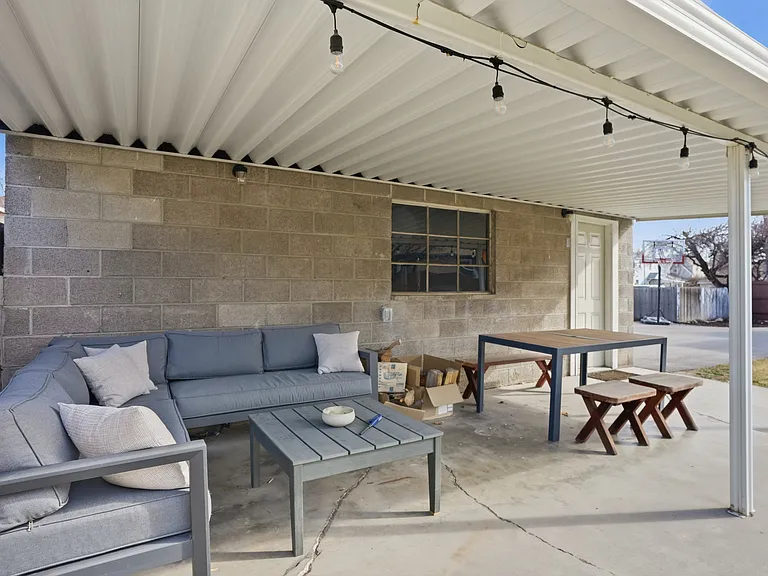 267 E Williams Ave — Photo 15