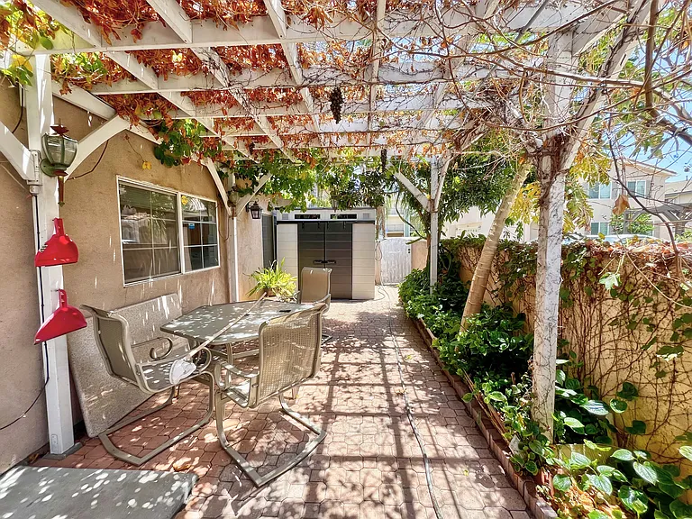 3736 Puente Ave #1 — Photo 12