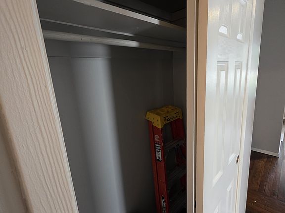 2nd image of 130 W 4th St #1CA