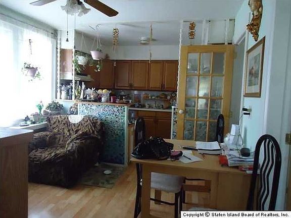 2nd image of 44 Linwood Ave