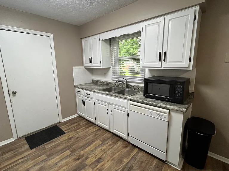 1701 S Goyer Rd — Photo 7
