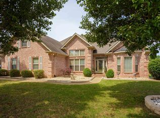 222 Cottonwood Run, Florence, AL 35630