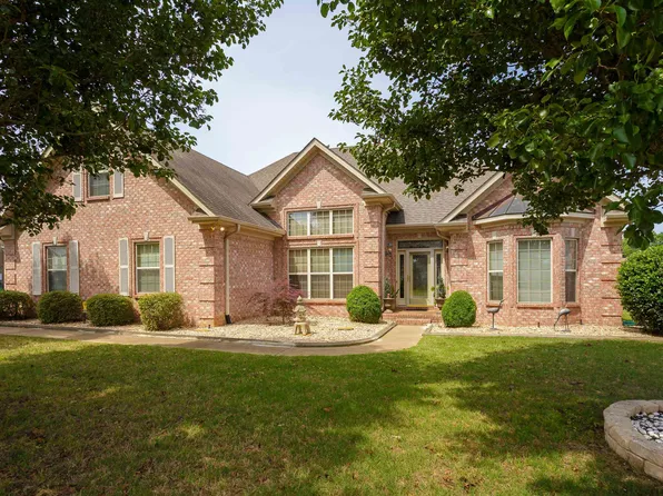 222 Cottonwood Run, Florence, AL 35630