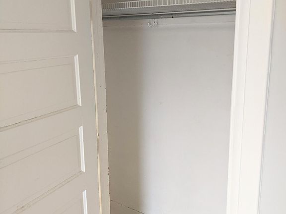 3rd image of 501 N Walnut St #A