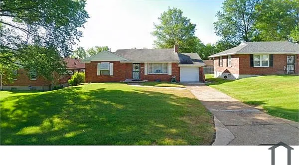 3 bed, 982 sqft, $1,295 — Photo 1