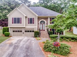 16 Hunters Grn, Dallas, GA 30157