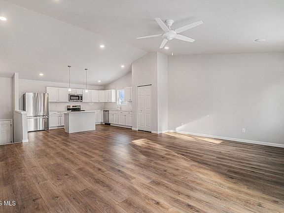 2nd image of LOT 4 Woody Dr