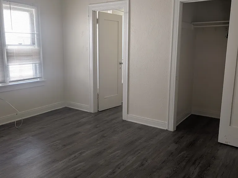 206 N New Hampshire Ave #10 — Photo 10