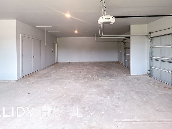 2nd image of 206 Olde Mill Ct