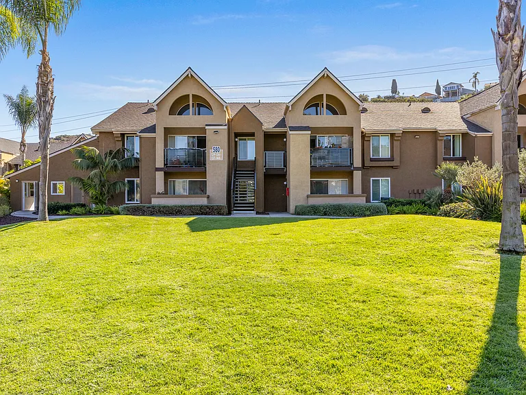 Beacon Cove — Photo 14