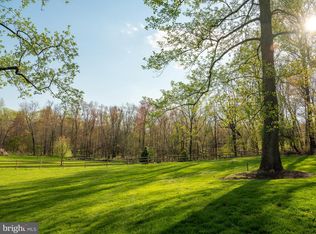 5 Bedford Dr, Doylestown, PA 18902