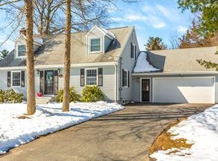 11 Snowcrest Dr, Attleboro, MA 02703