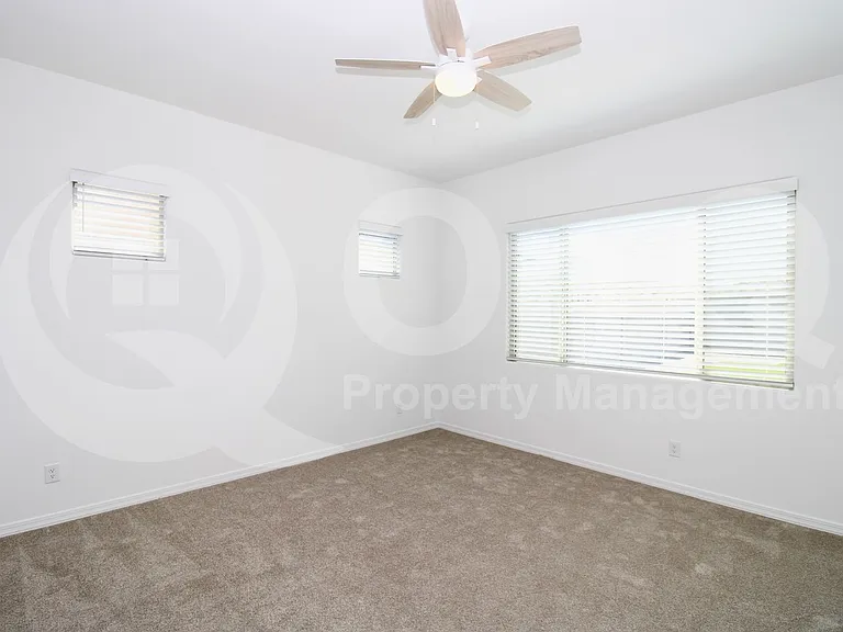 29352 N 136th Ln — Photo 8