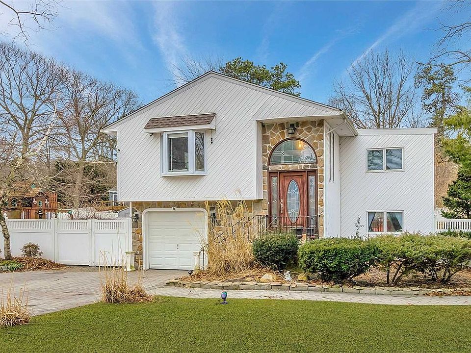1st image of 24 Balaton Ave
