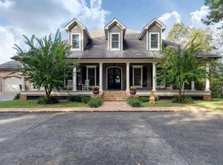 40 Bent Pebble Point, Lumberton, MS 39455