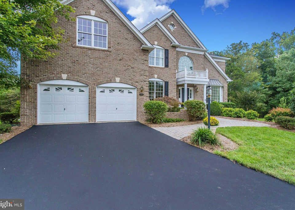 1st image of 15501 Mellon Ct