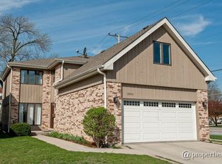 9556 Le Claire Ave, Skokie, IL 60077