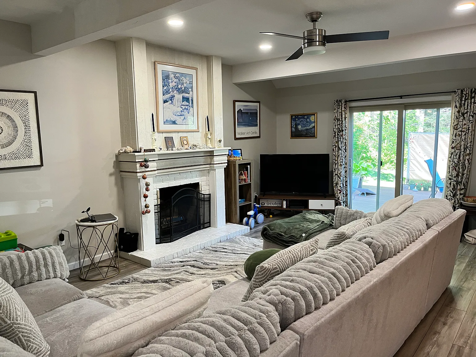 3 bed, 1735 sqft, $2,975 — Photo 4